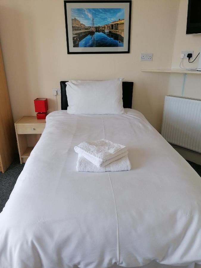 Karmary Guest House Сент-Остел Экстерьер фото