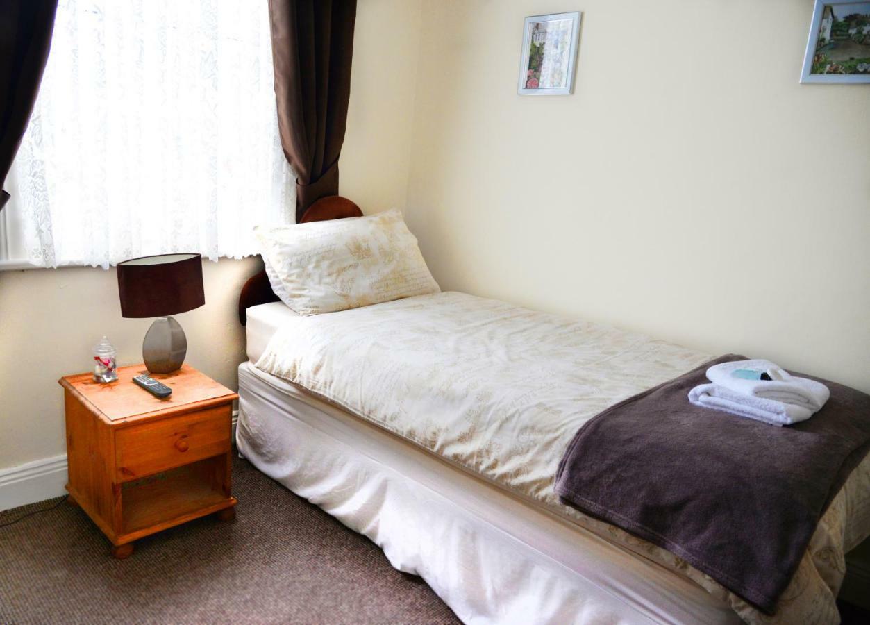 Karmary Guest House Сент-Остел Экстерьер фото