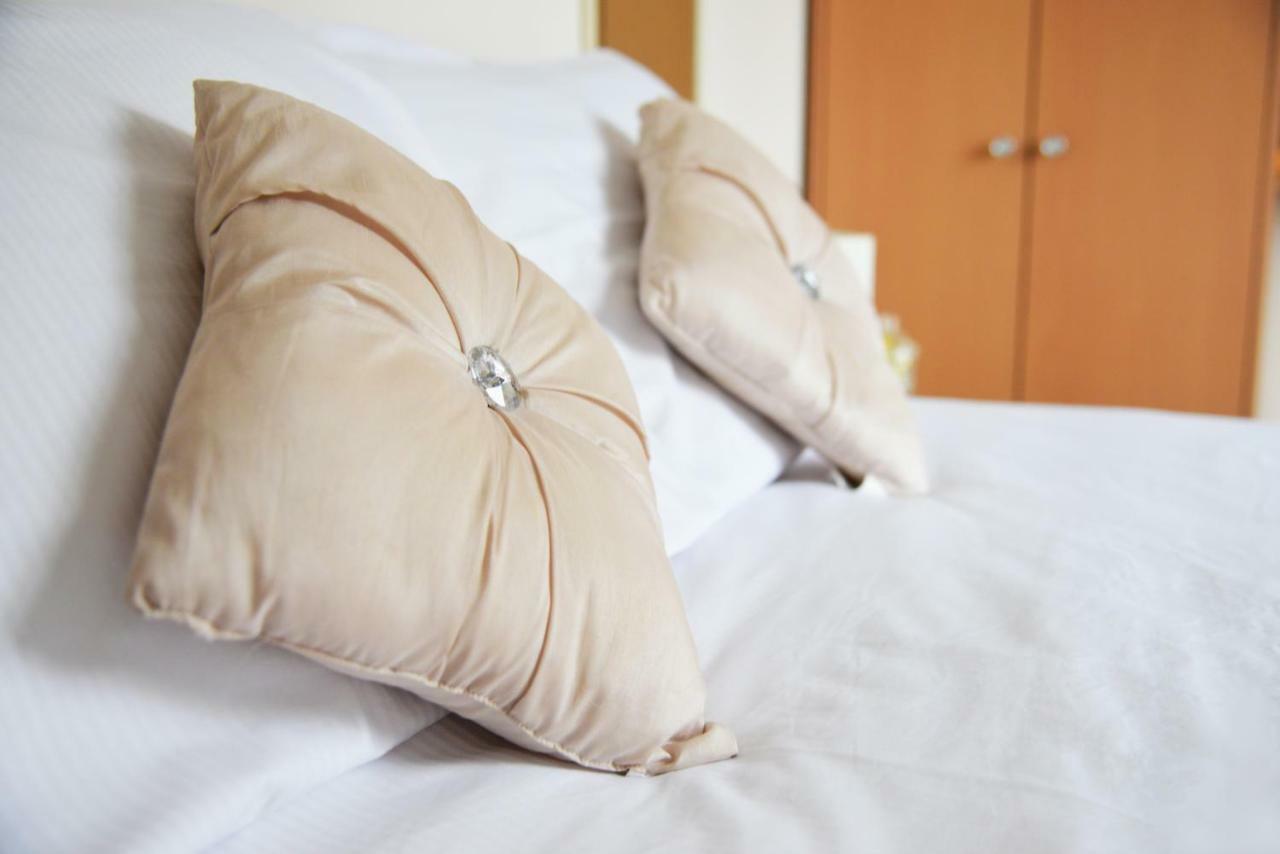 Karmary Guest House Сент-Остел Экстерьер фото